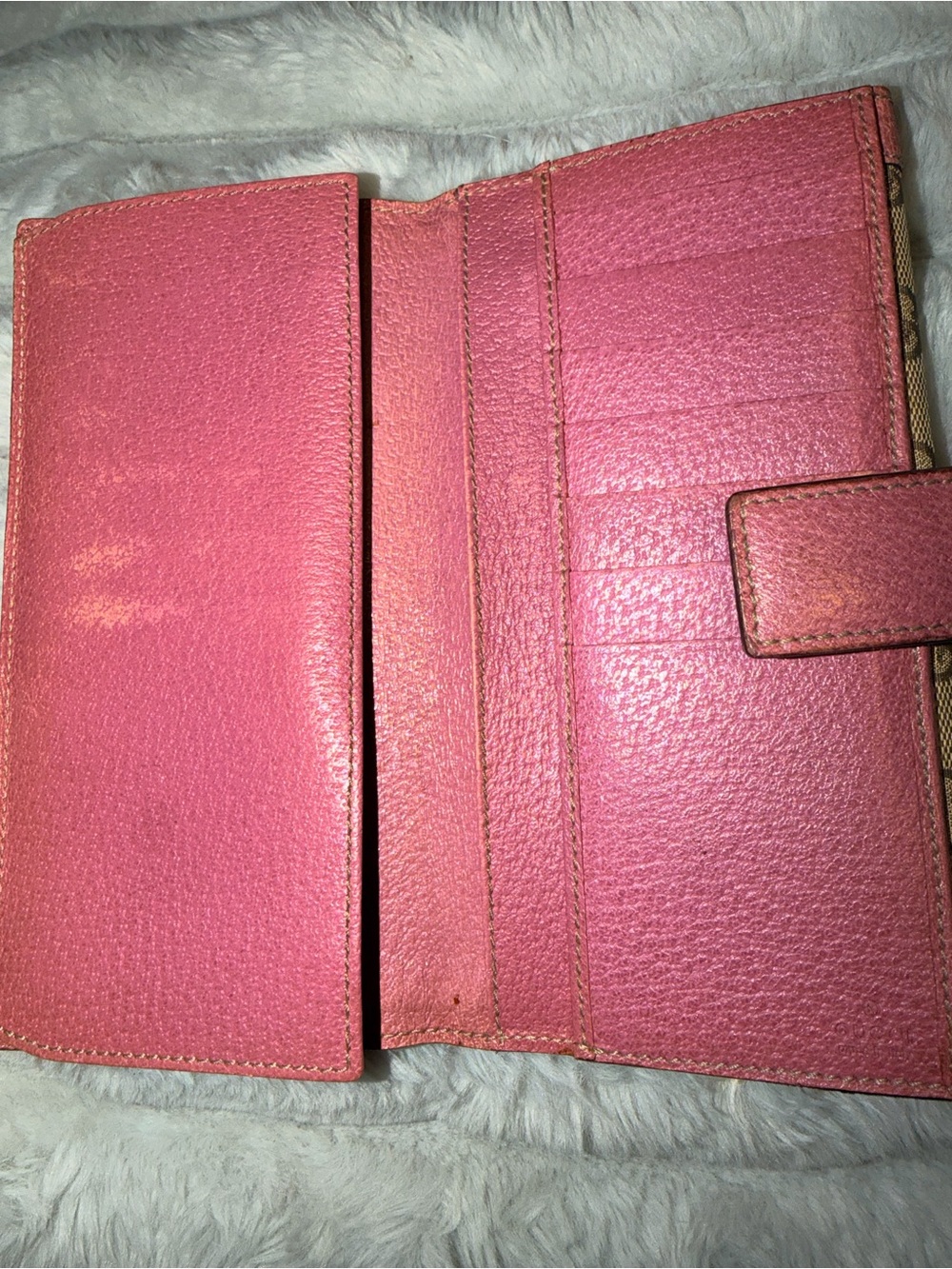 Gucci Beige Monogram Charmy Continental Canvas Wallet with Pink Leather Trim - Picture 4 of 8